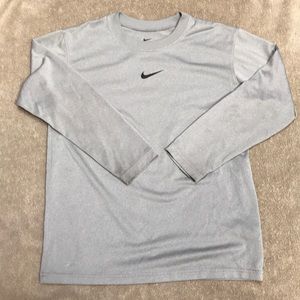 Youth medium long sleeve gray Nike athletic shirt